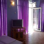 Villa синя иглика