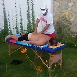 Villa синя иглика