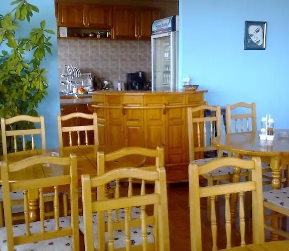 Villa синя иглика *